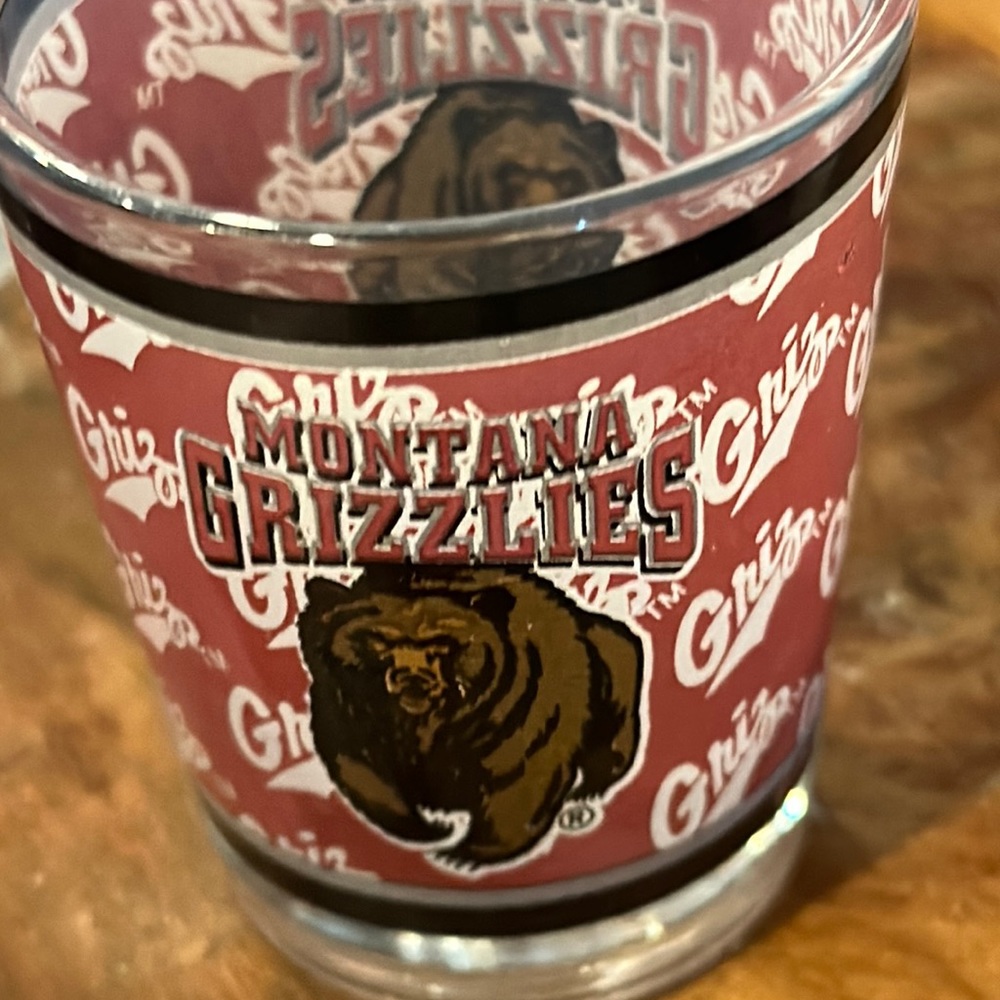 NWT U of Montana Griz Glass